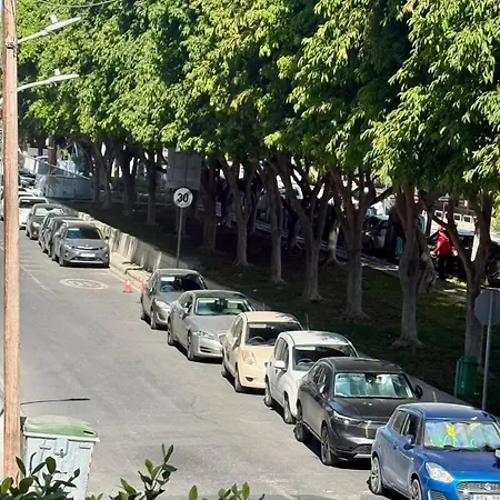 Stylish 2br In Center Of Apartamento Limassol