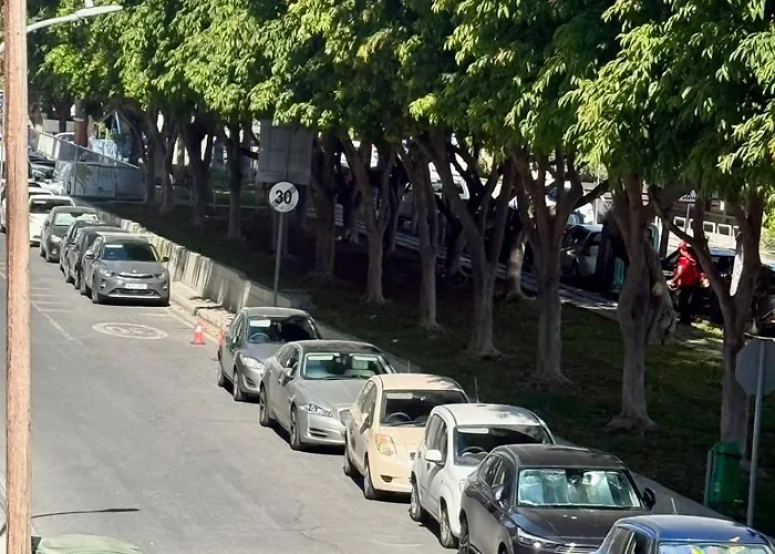 Stylish 2br In Center Of アパート リマソール